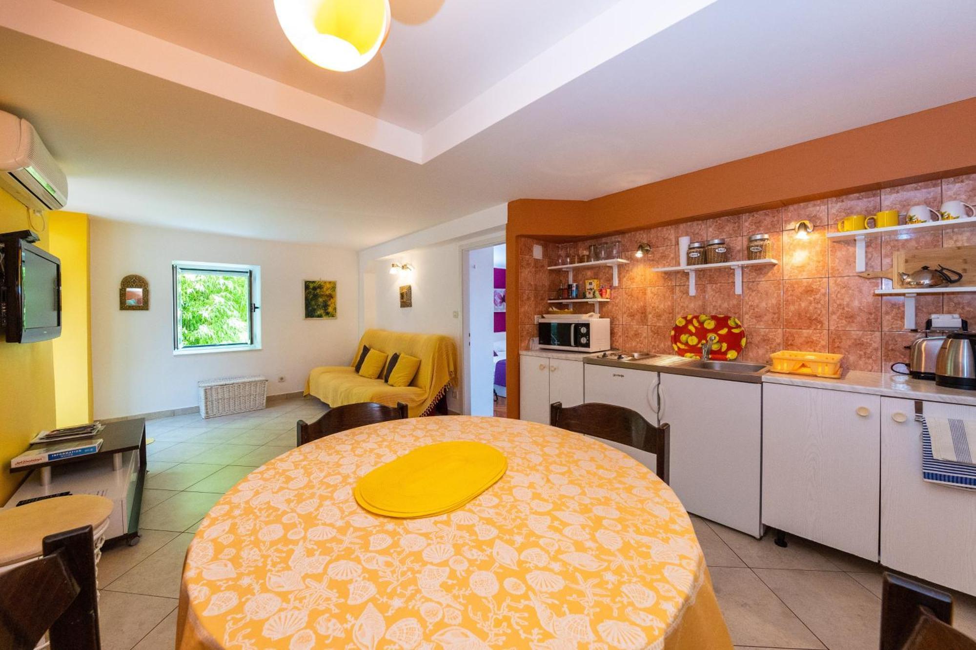 Apartments Mare مْليني الغرفة الصورة