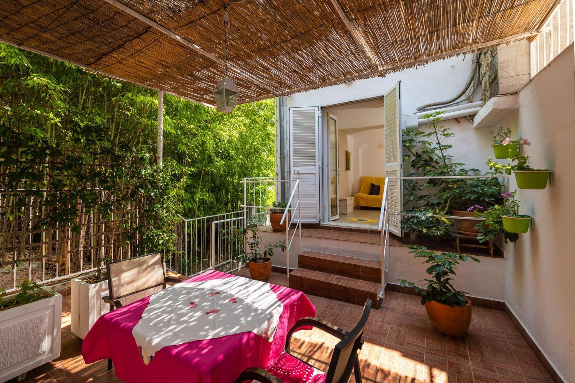 Apartments Mare مْليني الغرفة الصورة