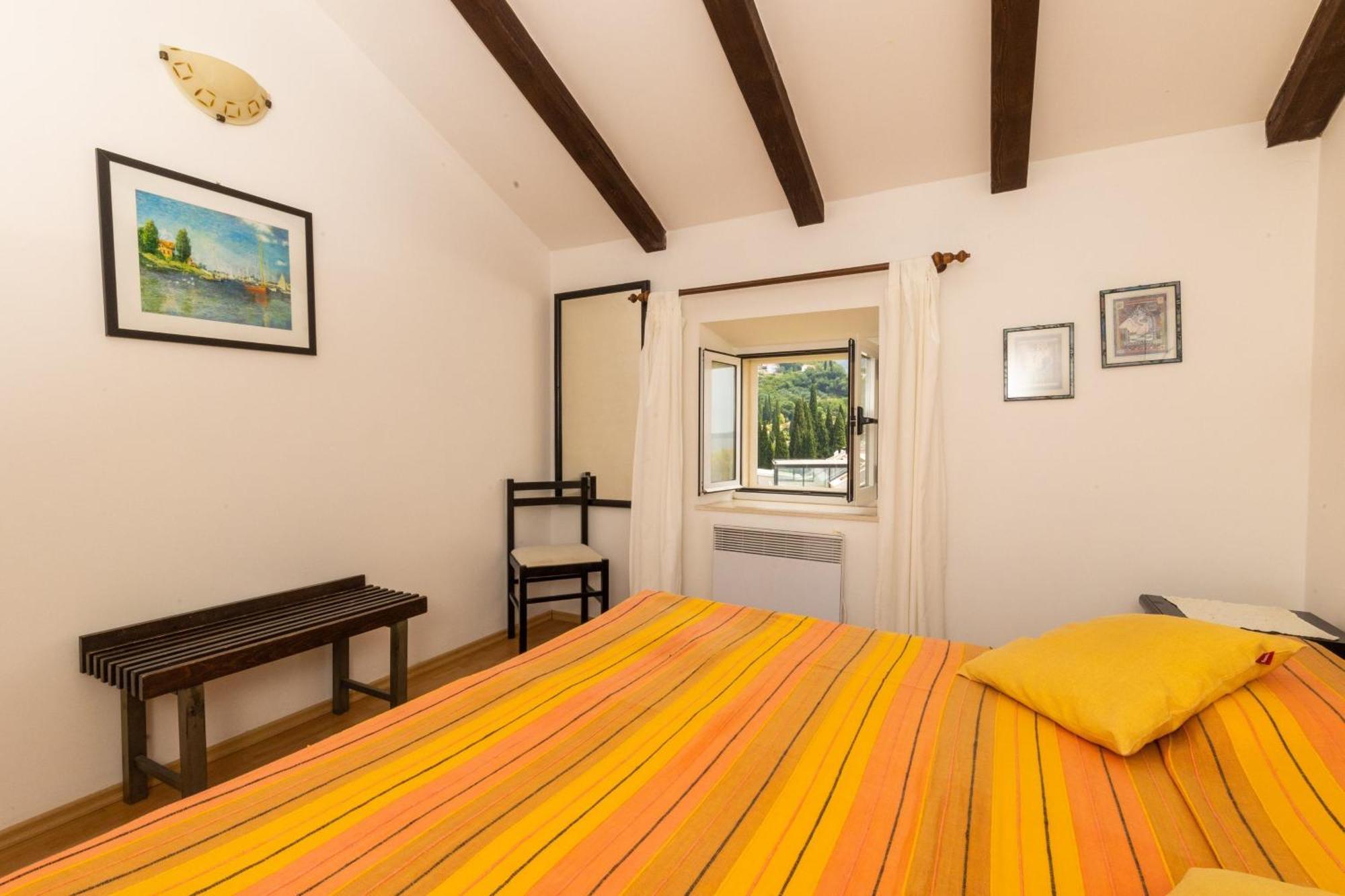 Apartments Mare مْليني الغرفة الصورة
